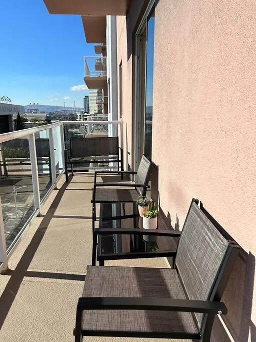 A Corner Unit With Ocean Views From Every Room Long Beach 0*,  United States