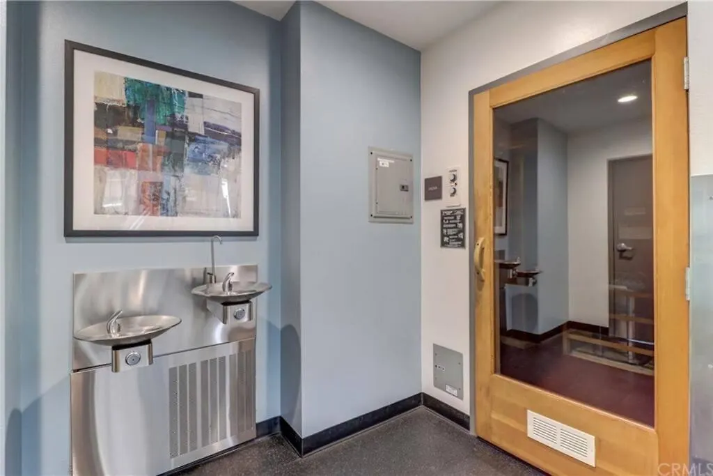 A Corner Unit With Ocean Views From Every Room Long Beach 0*,